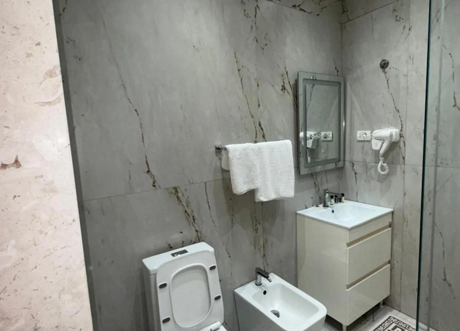 Hotel Euro Tirana Albania