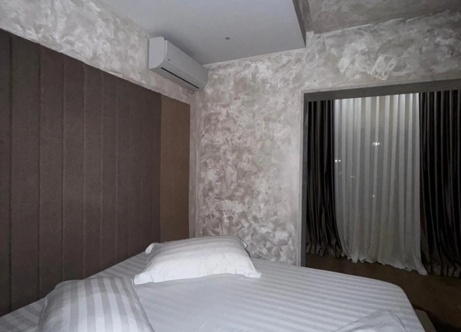 Hotel Euro Tirana 0*,  Albania